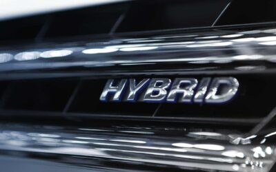 Voitures hybrides contre électriques : le match du siècle ?